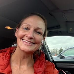 Ellizabeth Fillmore designer trumpet style wedding gown satin strapless size 8